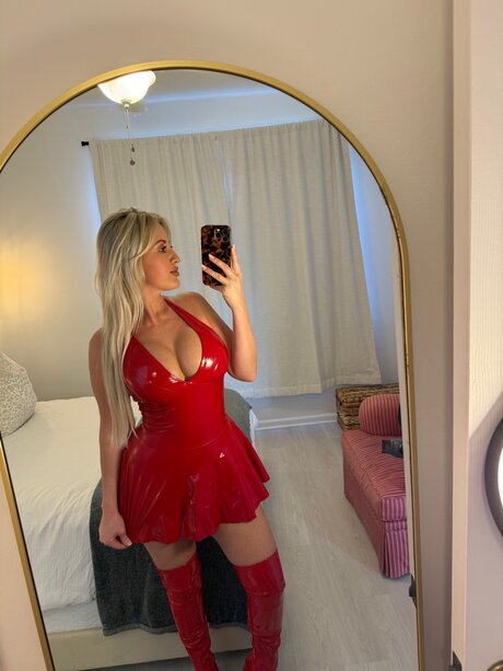 Jessica_Dompaire